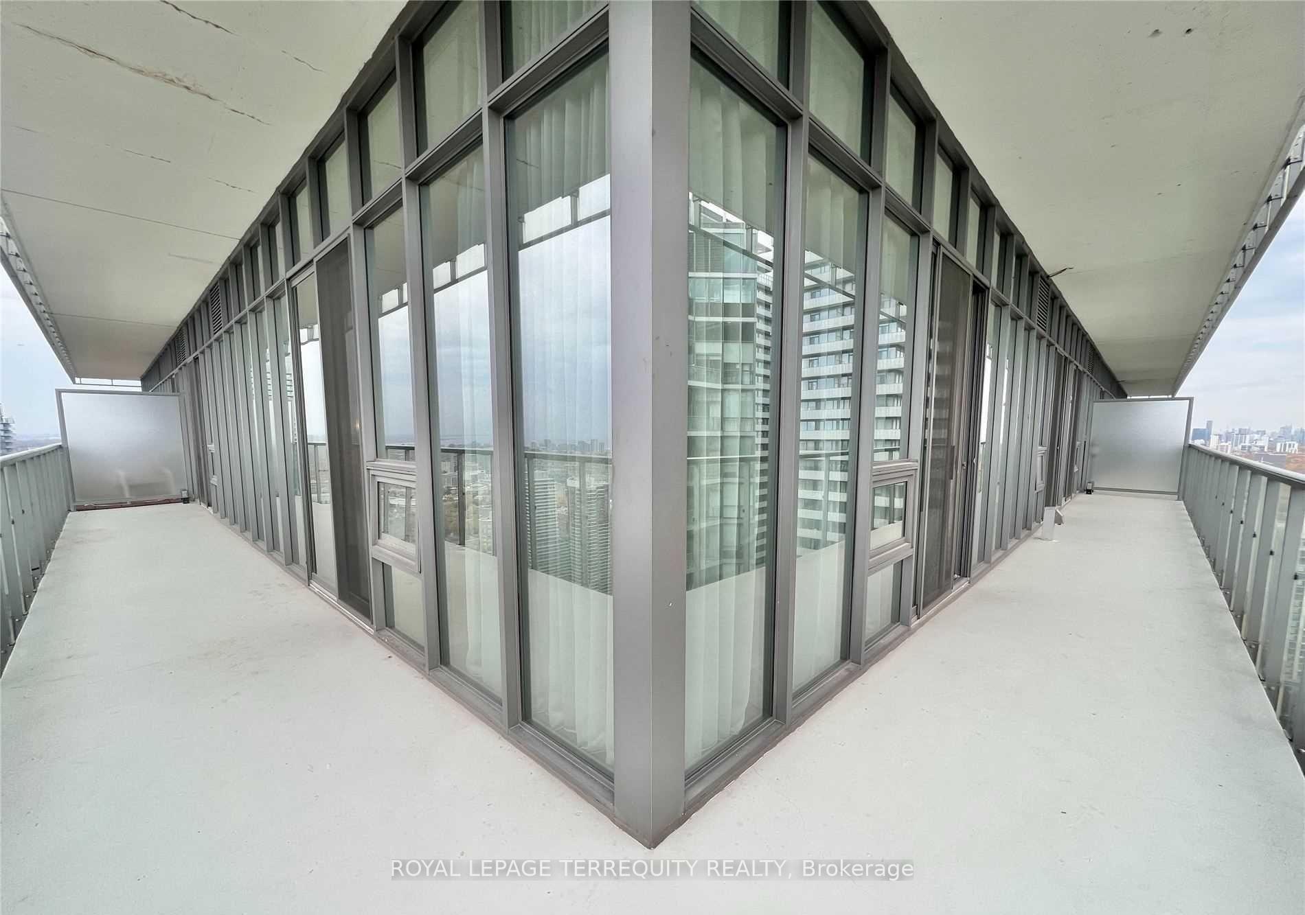 Photo 7 of Unit 3902, 33 Charles Street E, Toronto, Church-Yonge Corridor — HOMEH