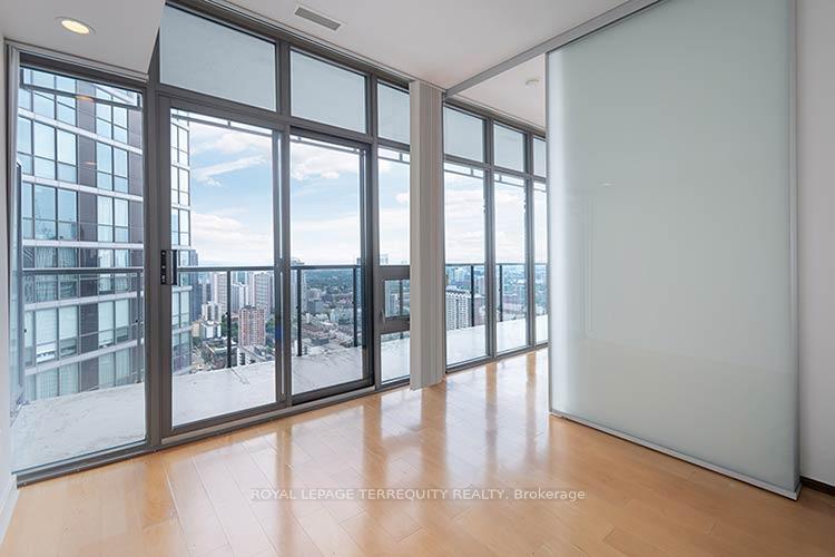 Photo 14 of Unit 3902, 33 Charles Street E, Toronto, Church-Yonge Corridor — HOMEH