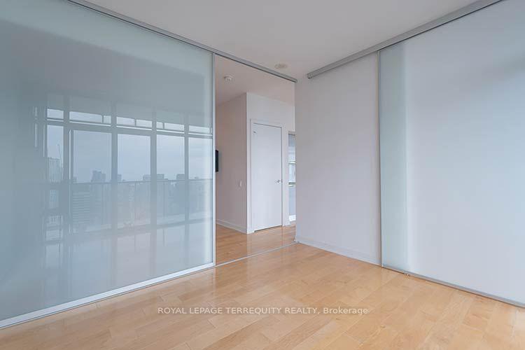 Photo 18 of Unit 3902, 33 Charles Street E, Toronto, Church-Yonge Corridor — HOMEH