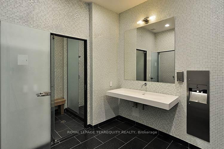Photo 34 of Unit 3902, 33 Charles Street E, Toronto, Church-Yonge Corridor — HOMEH