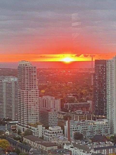 Photo 36 of Unit 3902, 33 Charles Street E, Toronto, Church-Yonge Corridor — HOMEH