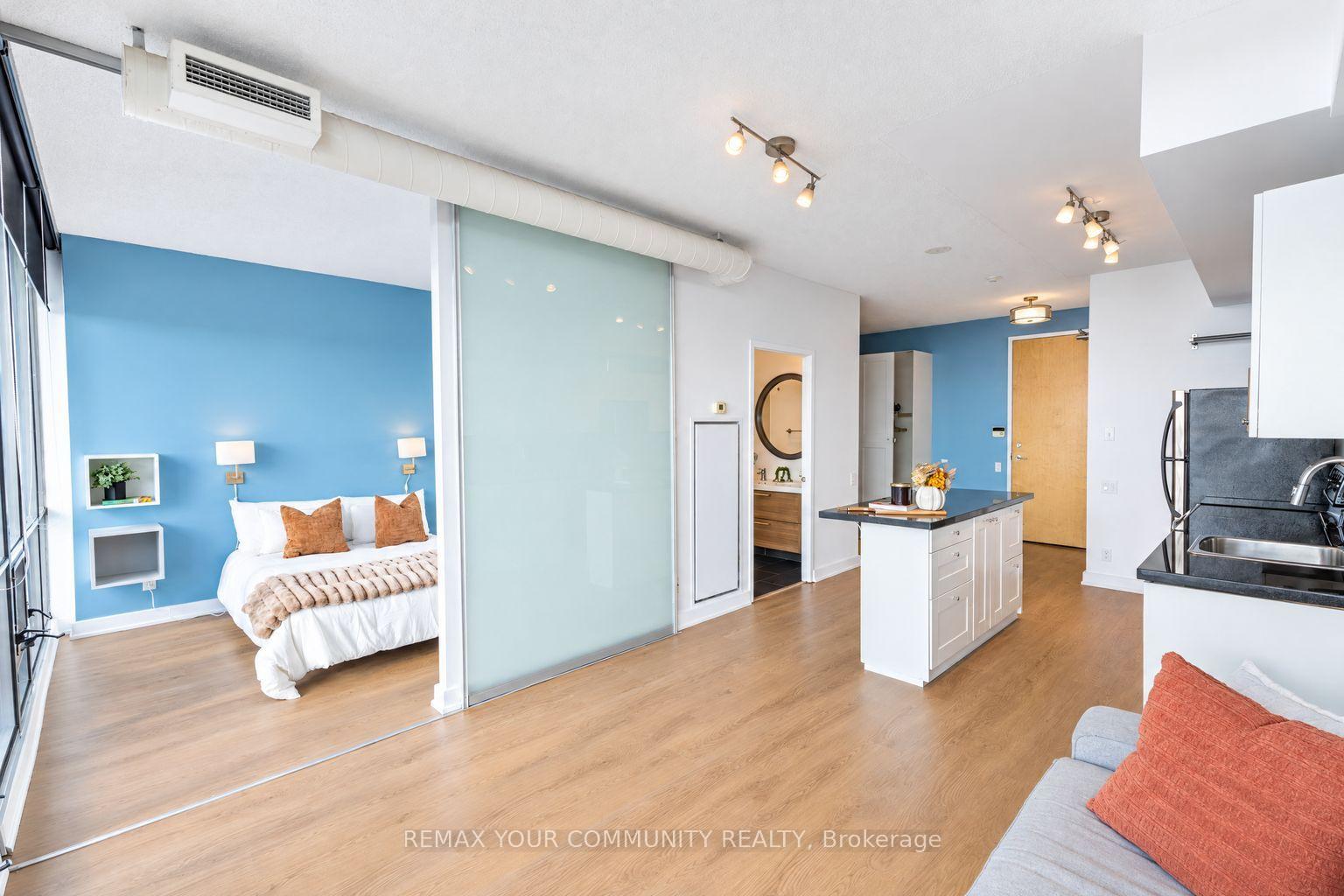 Photo 9 of Unit 1105, 33 Mill Street, Toronto, Waterfront Communities — HOMEH