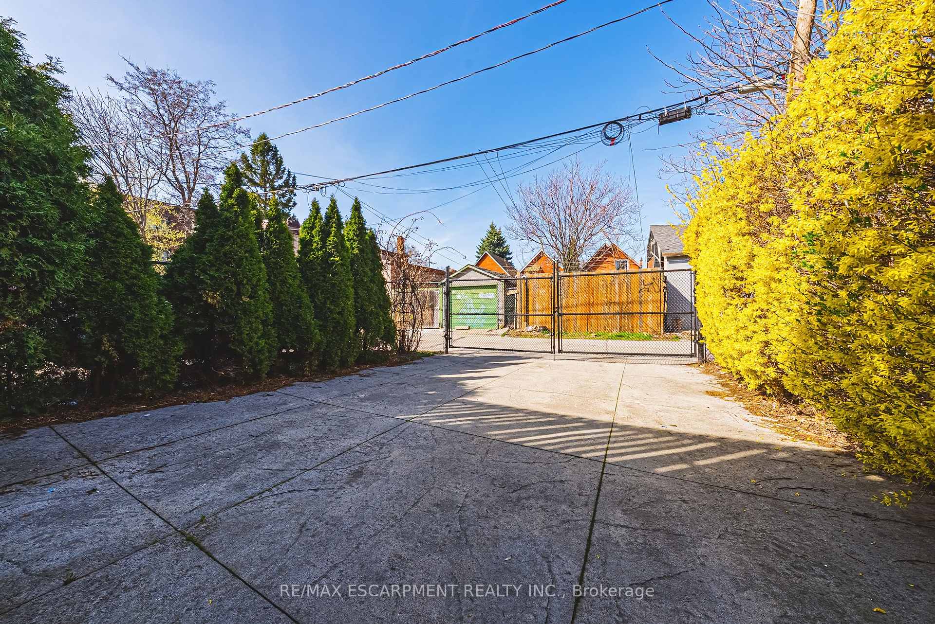 Photo 44 of 593-595 King Street E, Hamilton, Landsdale — HOMEH