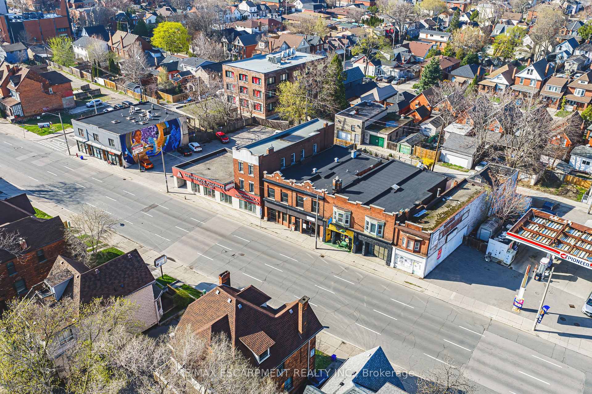 Photo 49 of 593-595 King Street E, Hamilton, Landsdale — HOMEH