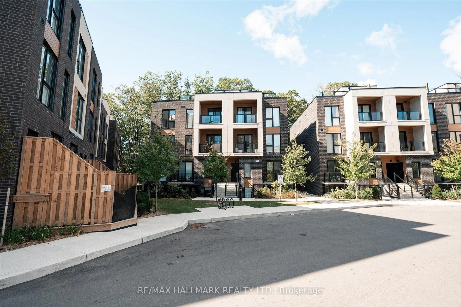 Photo 13 of Unit 13, 170 Clonmore Drive, Scarborough, Birchcliffe-Cliffside — HOMEH