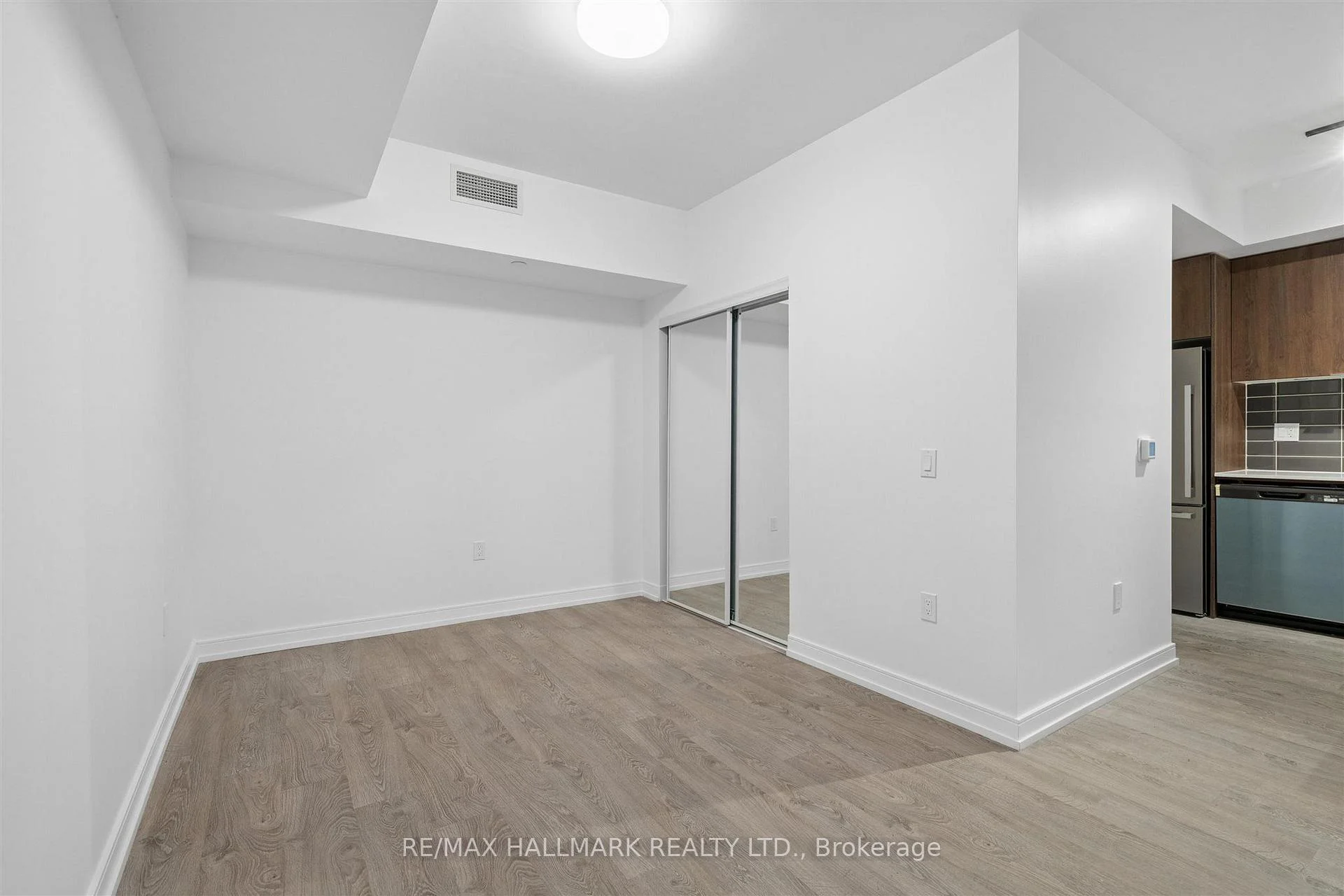 Photo 35 of Unit 13, 170 Clonmore Drive, Scarborough, Birchcliffe-Cliffside — HOMEH