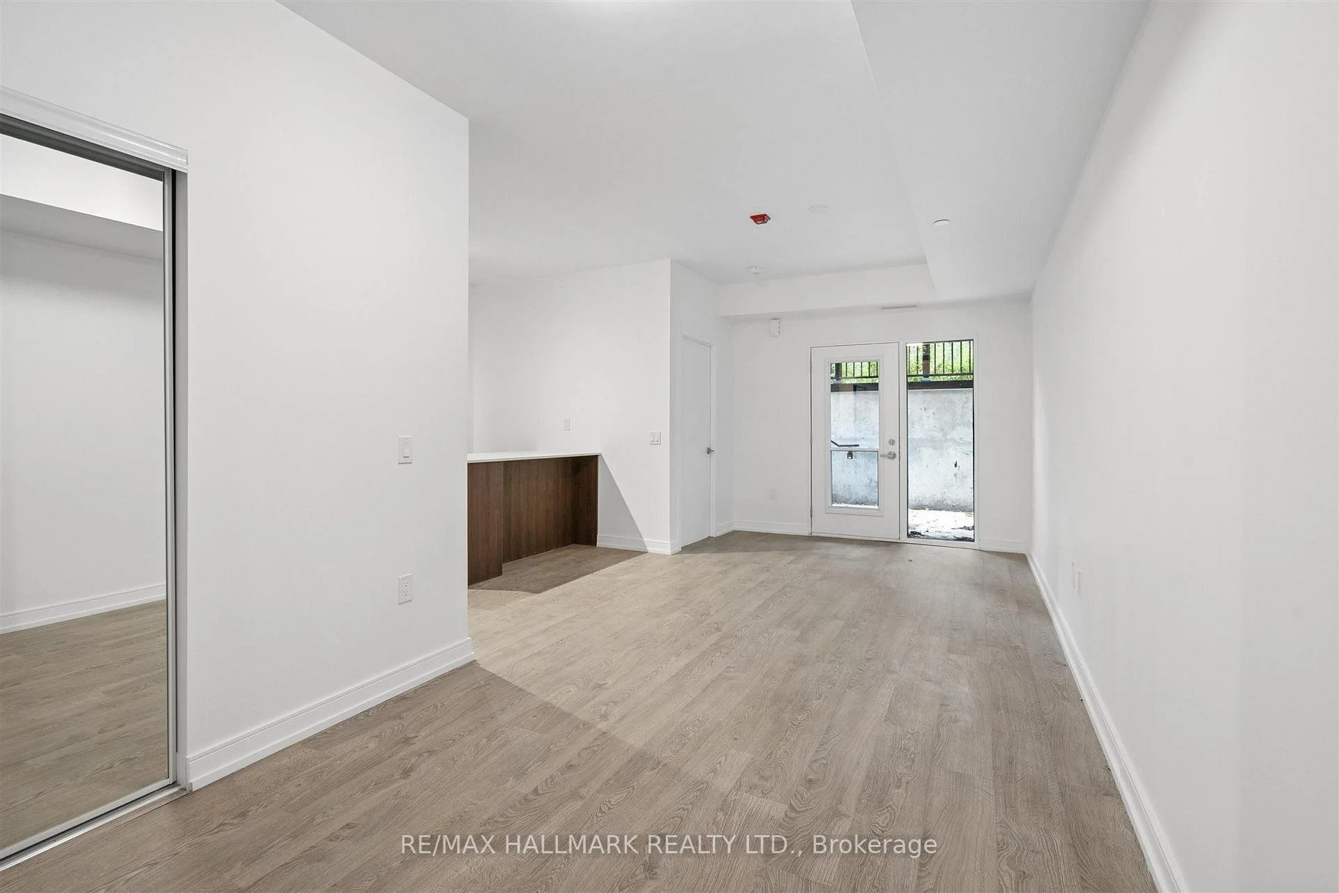 Photo 36 of Unit 13, 170 Clonmore Drive, Scarborough, Birchcliffe-Cliffside — HOMEH
