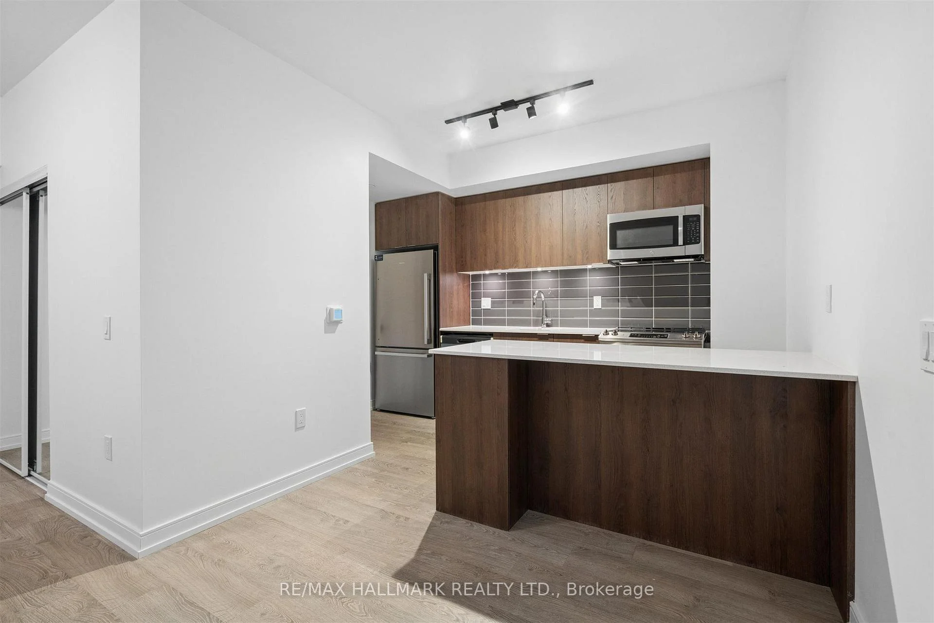 Photo 42 of Unit 13, 170 Clonmore Drive, Scarborough, Birchcliffe-Cliffside — HOMEH