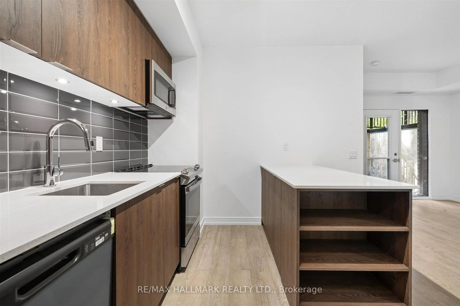 Photo 43 of Unit 13, 170 Clonmore Drive, Scarborough, Birchcliffe-Cliffside — HOMEH