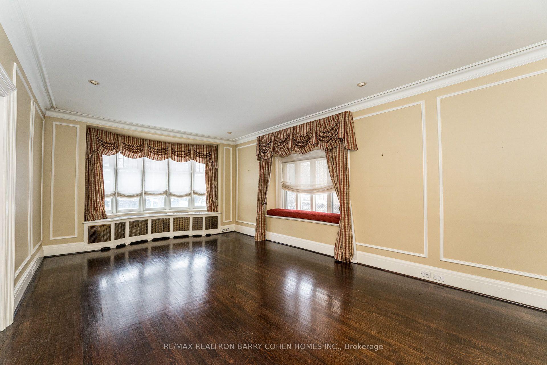 Photo 8 of 28 Dunvegan Road, Toronto, Casa Loma — HOMEH