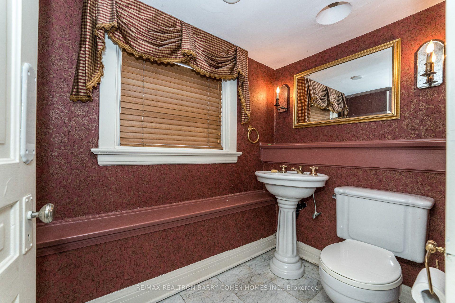 Photo 16 of 28 Dunvegan Road, Toronto, Casa Loma — HOMEH