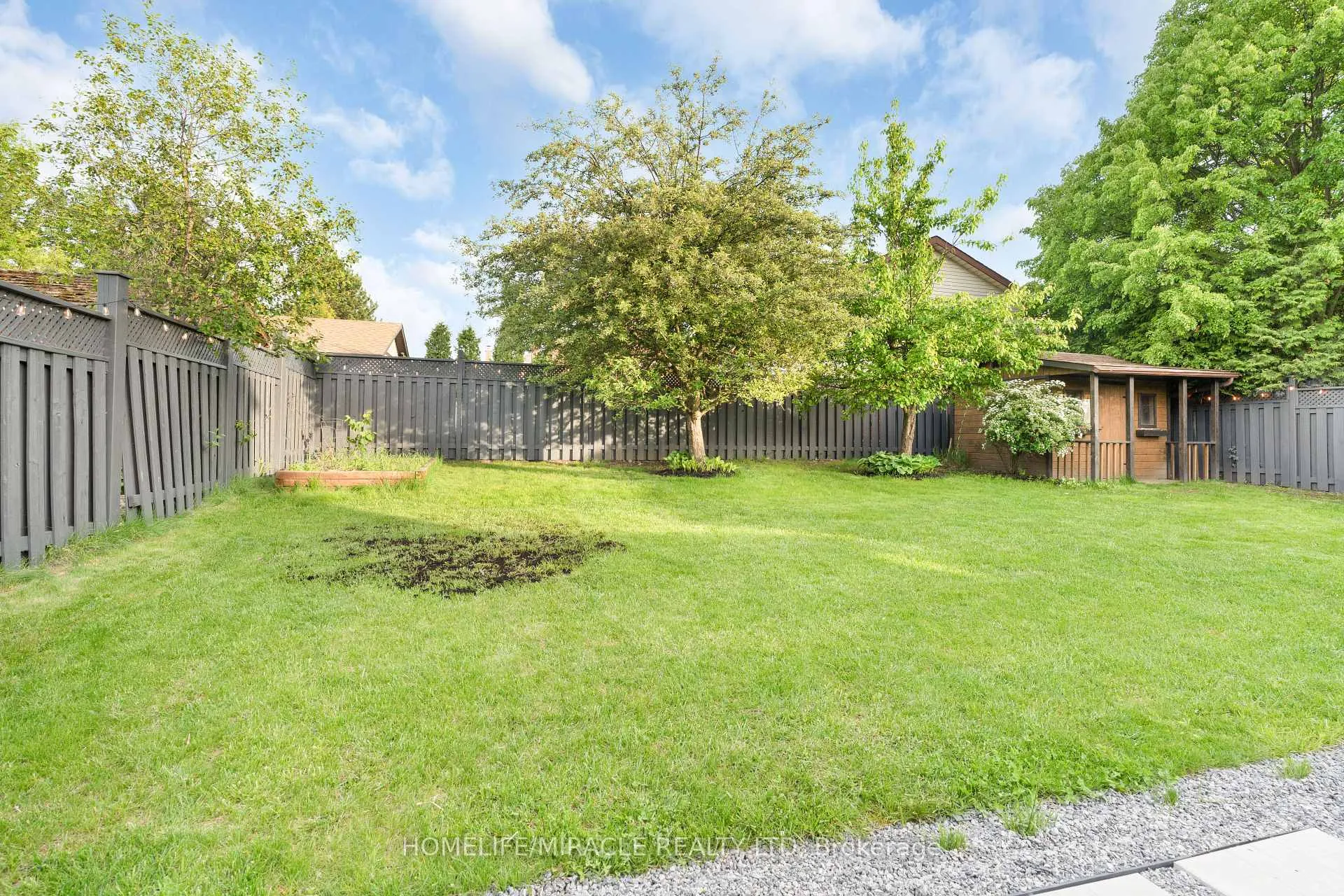 Photo 37 of 57 Springmount Drive, Kitchener — HOMEH