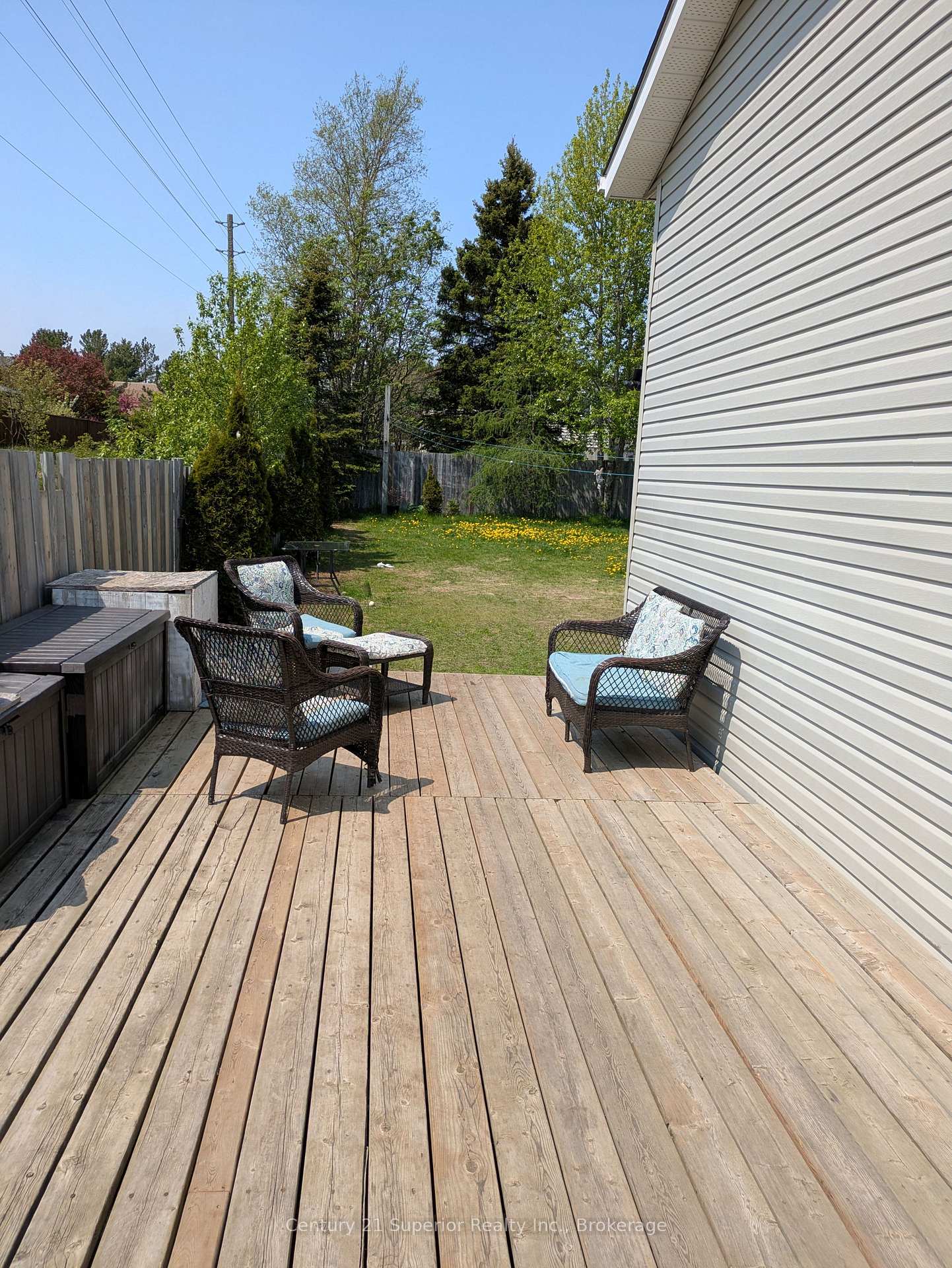Photo 32 of 34 Hemlo Drive E, Marathon — HOMEH