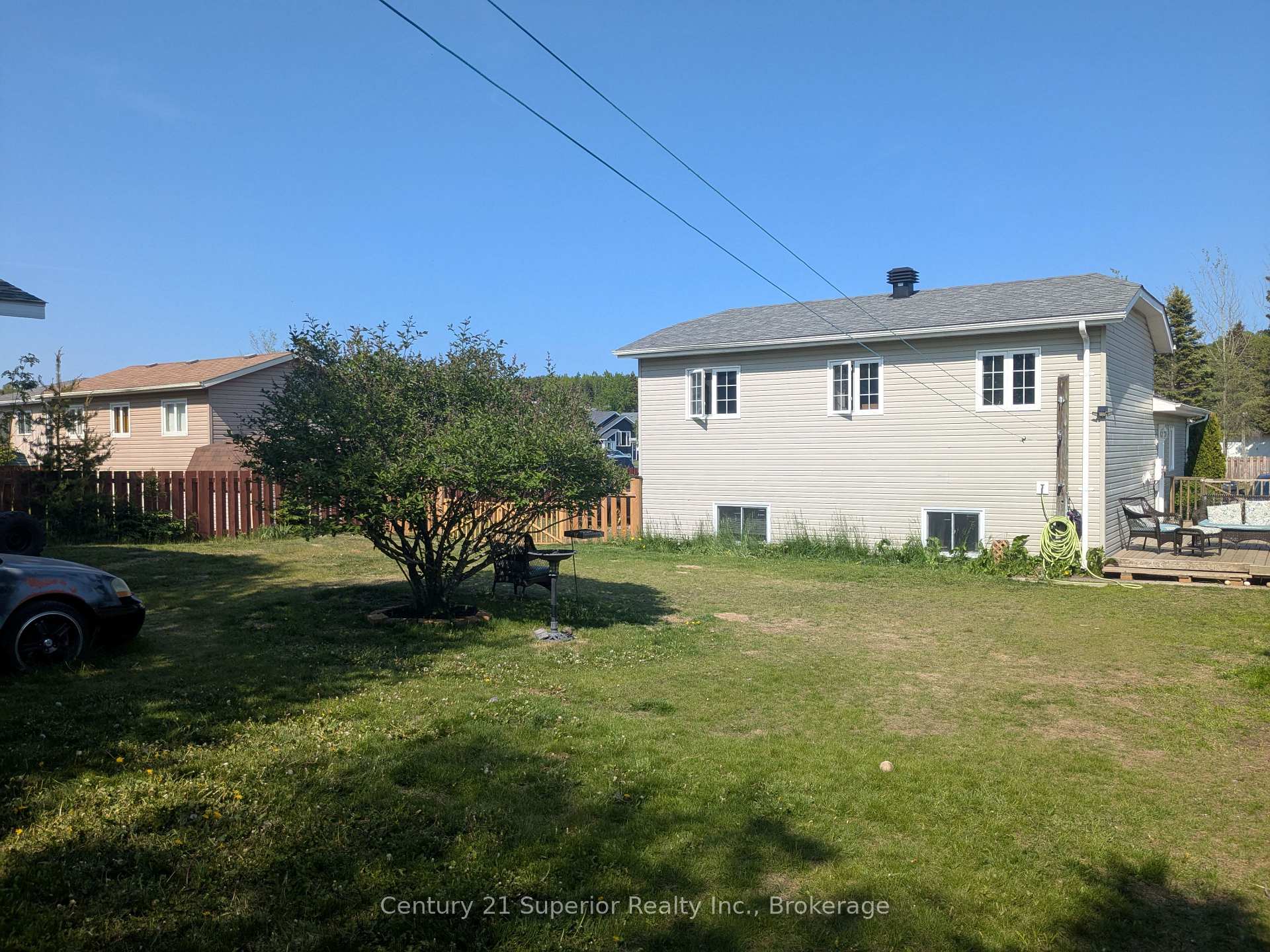 Photo 38 of 34 Hemlo Drive E, Marathon — HOMEH