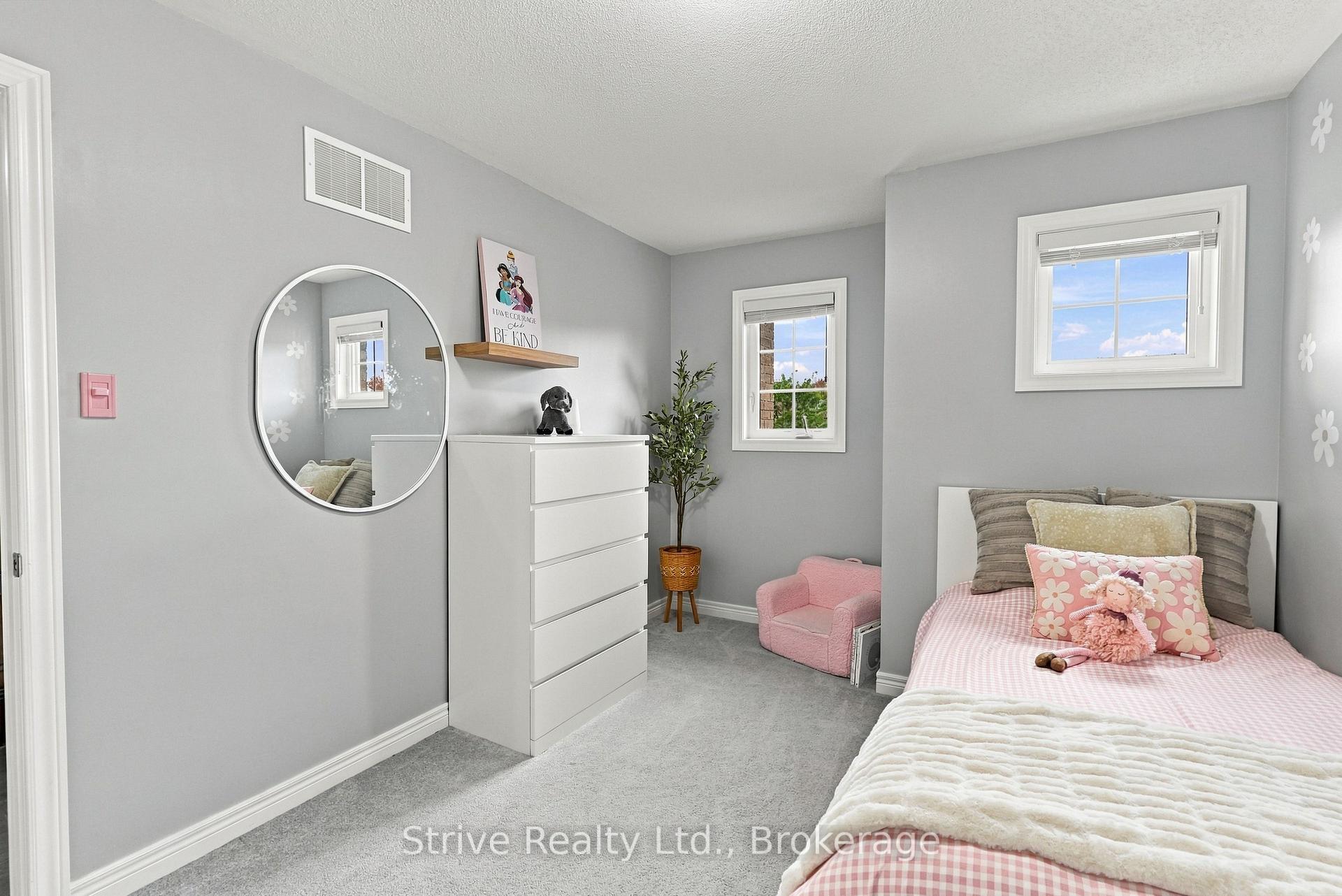 Photo 32 of 18 Bud Doucette Court, Uxbridge — HOMEH