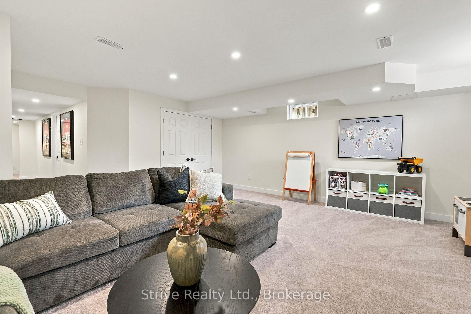 Photo 41 of 18 Bud Doucette Court, Uxbridge — HOMEH