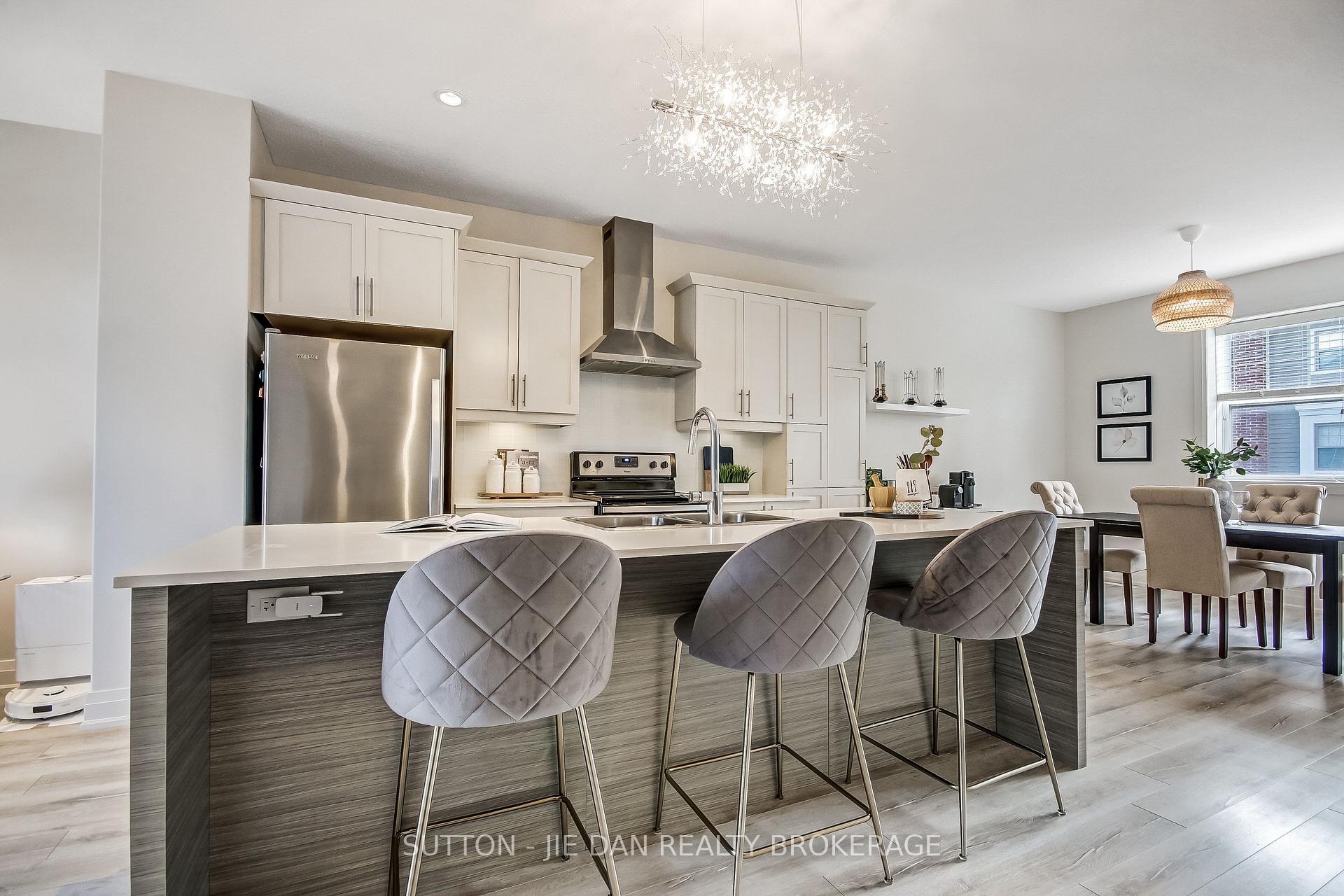 Photo 3 of Unit 78, 3025 Singleton Avenue, London, South W — HOMEH