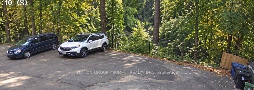 Photo 5 of Unit 305, 101 Brookhaven Drive, North York, Brookhaven-Amesbury — HOMEH