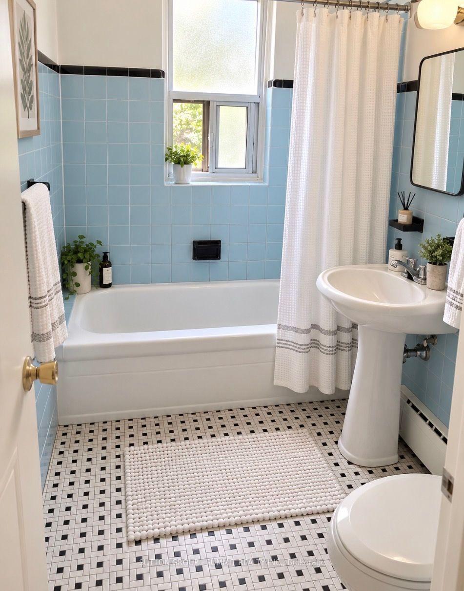 Photo 7 of Unit 305, 101 Brookhaven Drive, North York, Brookhaven-Amesbury — HOMEH