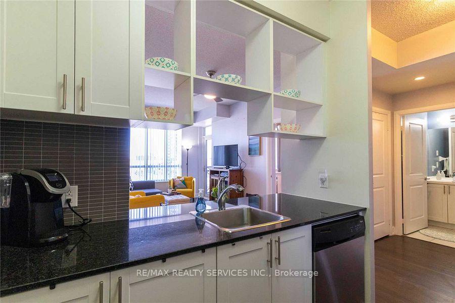 Photo 5 of Unit 325, 2 Eva Road, Etobicoke, Etobicoke West Mall — HOMEH