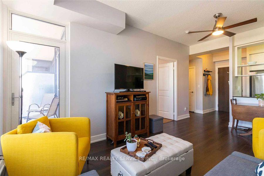 Photo 9 of Unit 325, 2 Eva Road, Etobicoke, Etobicoke West Mall — HOMEH