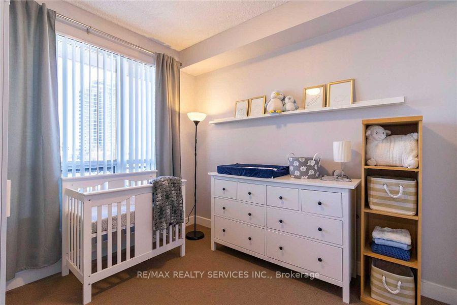 Photo 15 of Unit 325, 2 Eva Road, Etobicoke, Etobicoke West Mall — HOMEH