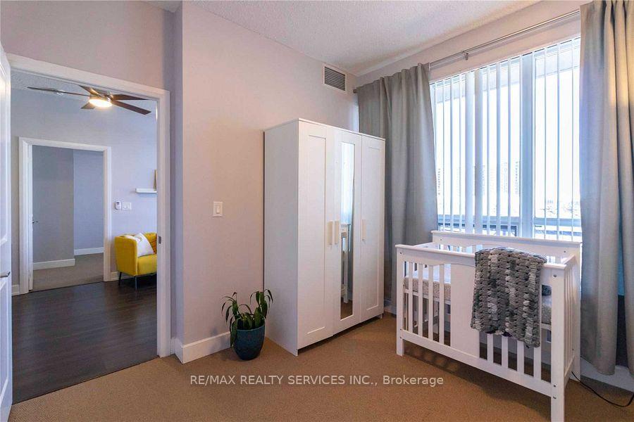 Photo 16 of Unit 325, 2 Eva Road, Etobicoke, Etobicoke West Mall — HOMEH