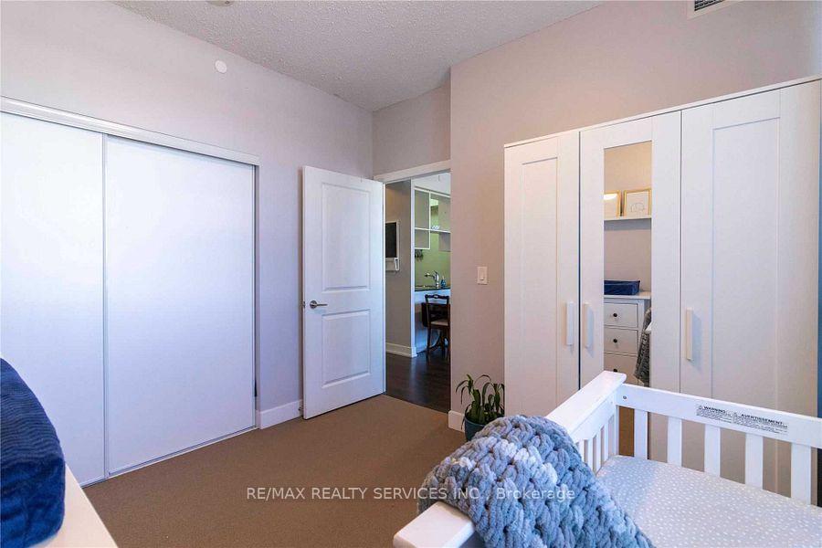 Photo 17 of Unit 325, 2 Eva Road, Etobicoke, Etobicoke West Mall — HOMEH