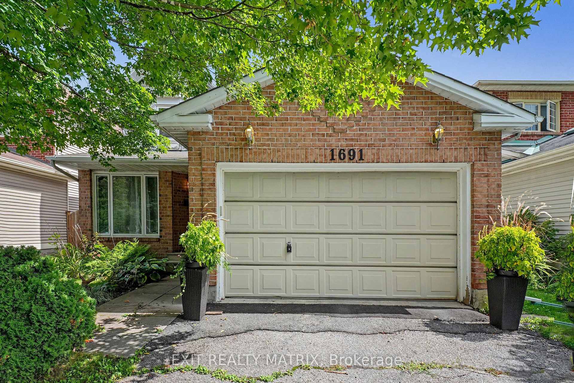 Photo of 1691 Hunters Run Drive