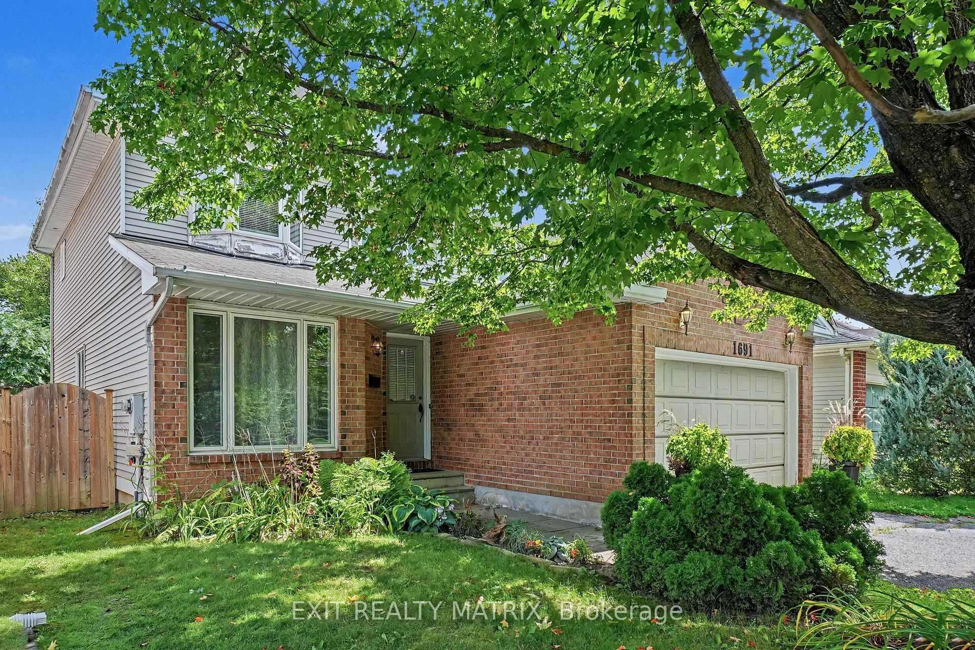 Photo 13 of 1691 Hunters Run Drive, Ottawa, Chapel Hill — HOMEH