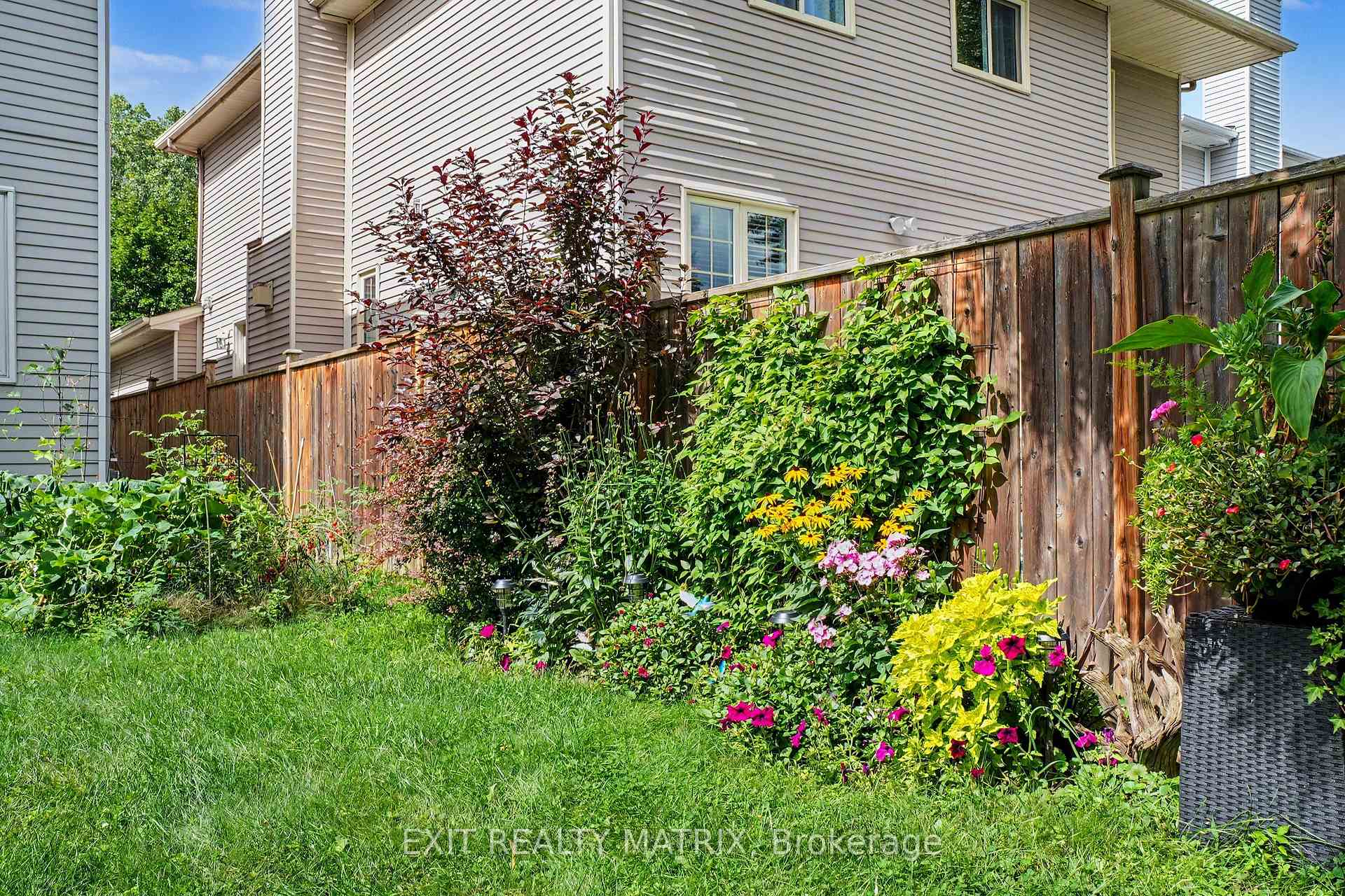 Photo 20 of 1691 Hunters Run Drive, Ottawa, Chapel Hill — HOMEH