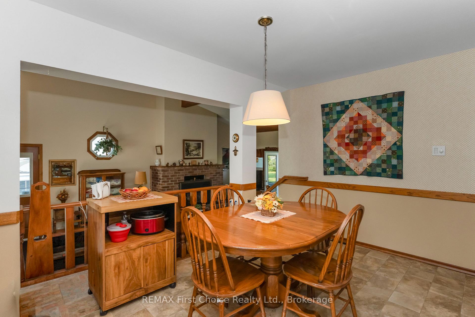 Photo 7 of 160 Whalen Street, Thunder Bay, Grandview — HOMEH
