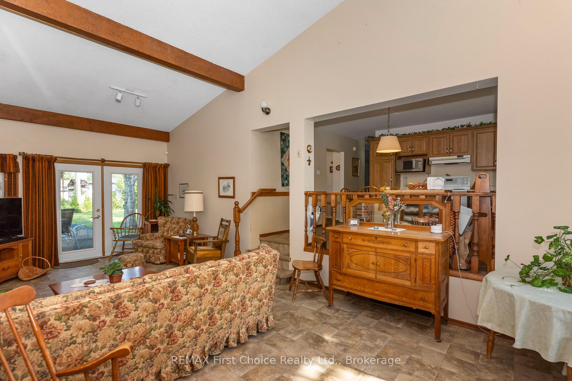 Photo 13 of 160 Whalen Street, Thunder Bay, Grandview — HOMEH