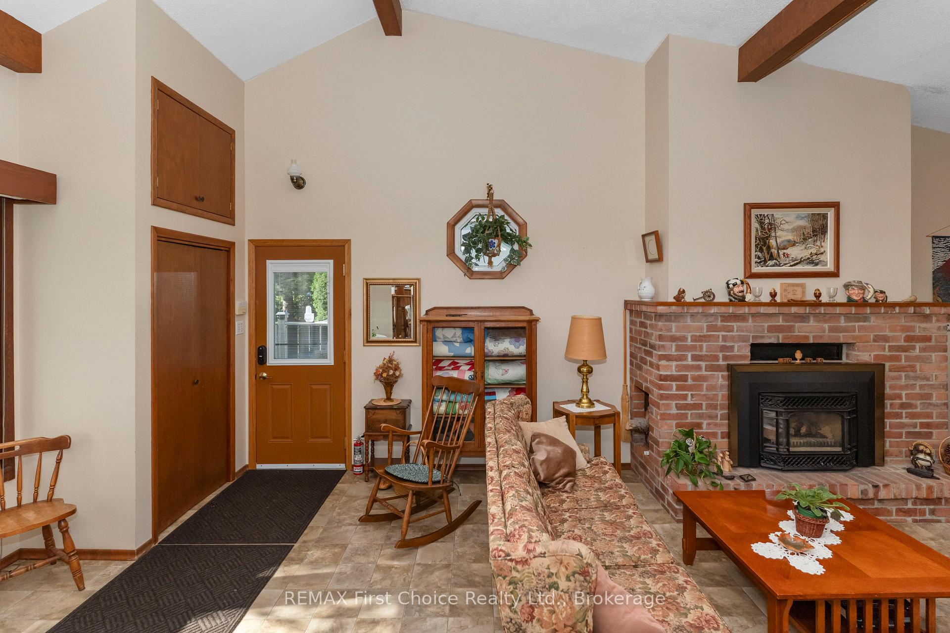 Photo 19 of 160 Whalen Street, Thunder Bay, Grandview — HOMEH
