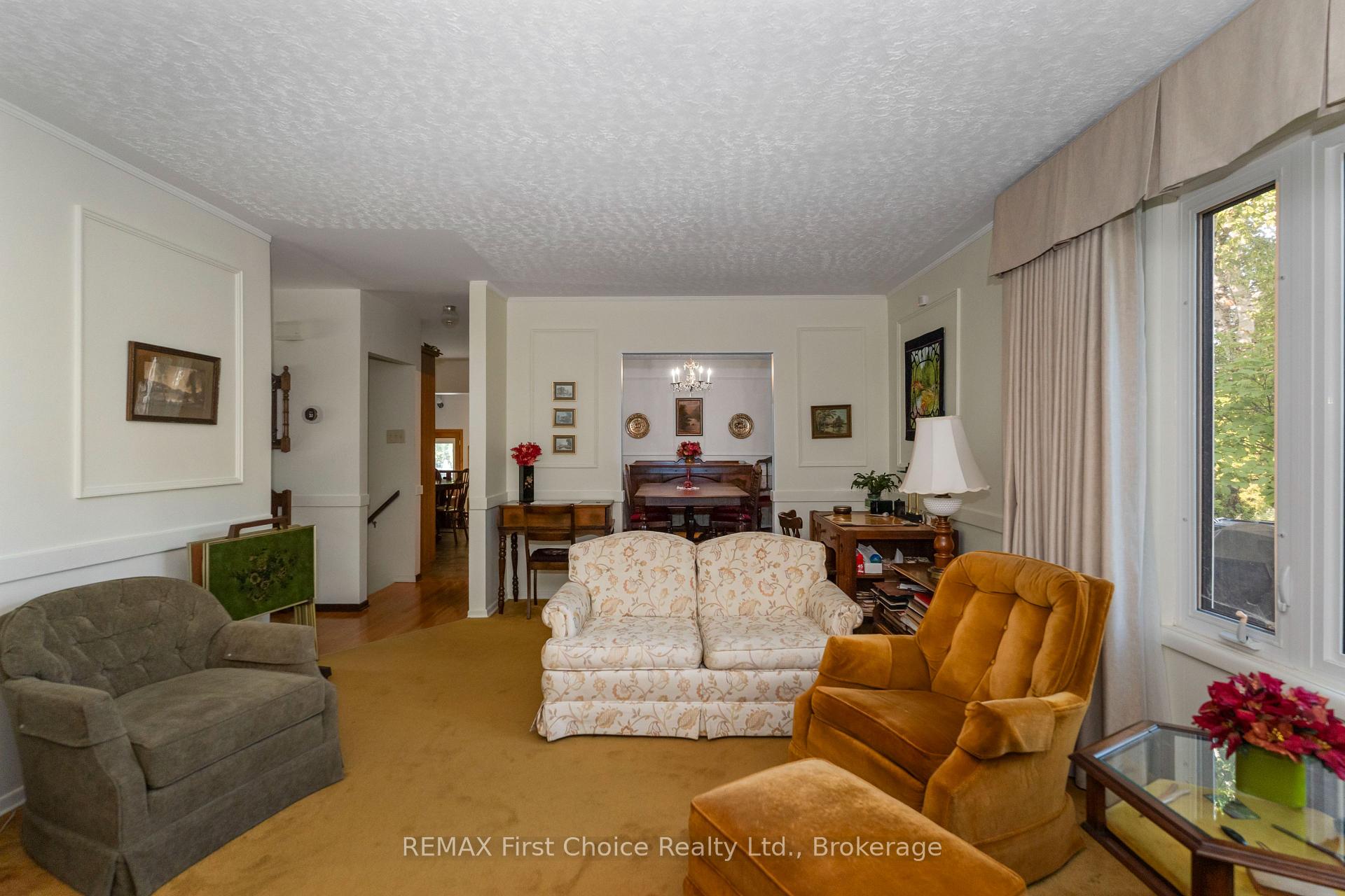 Photo 22 of 160 Whalen Street, Thunder Bay, Grandview — HOMEH