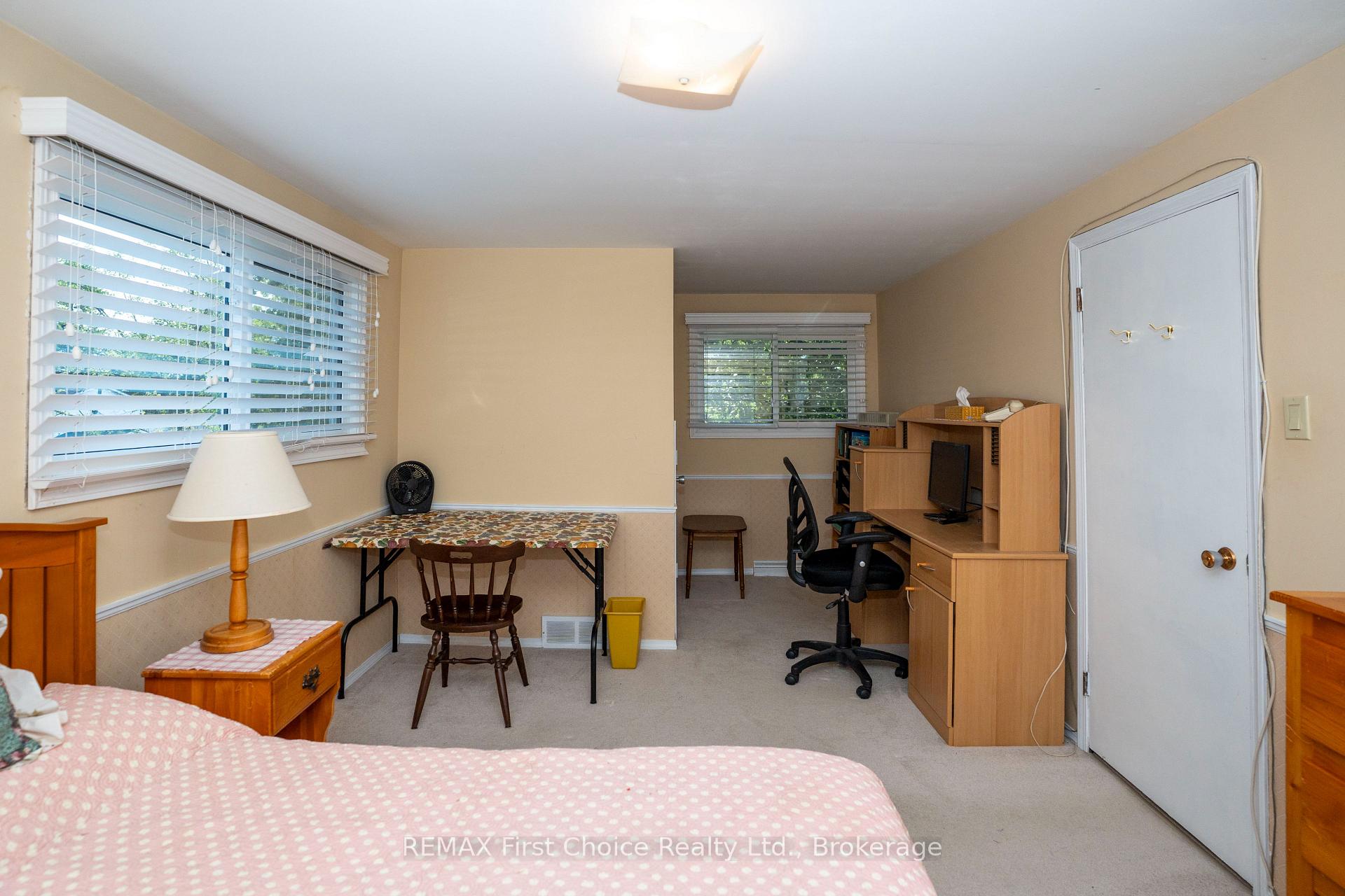 Photo 32 of 160 Whalen Street, Thunder Bay, Grandview — HOMEH