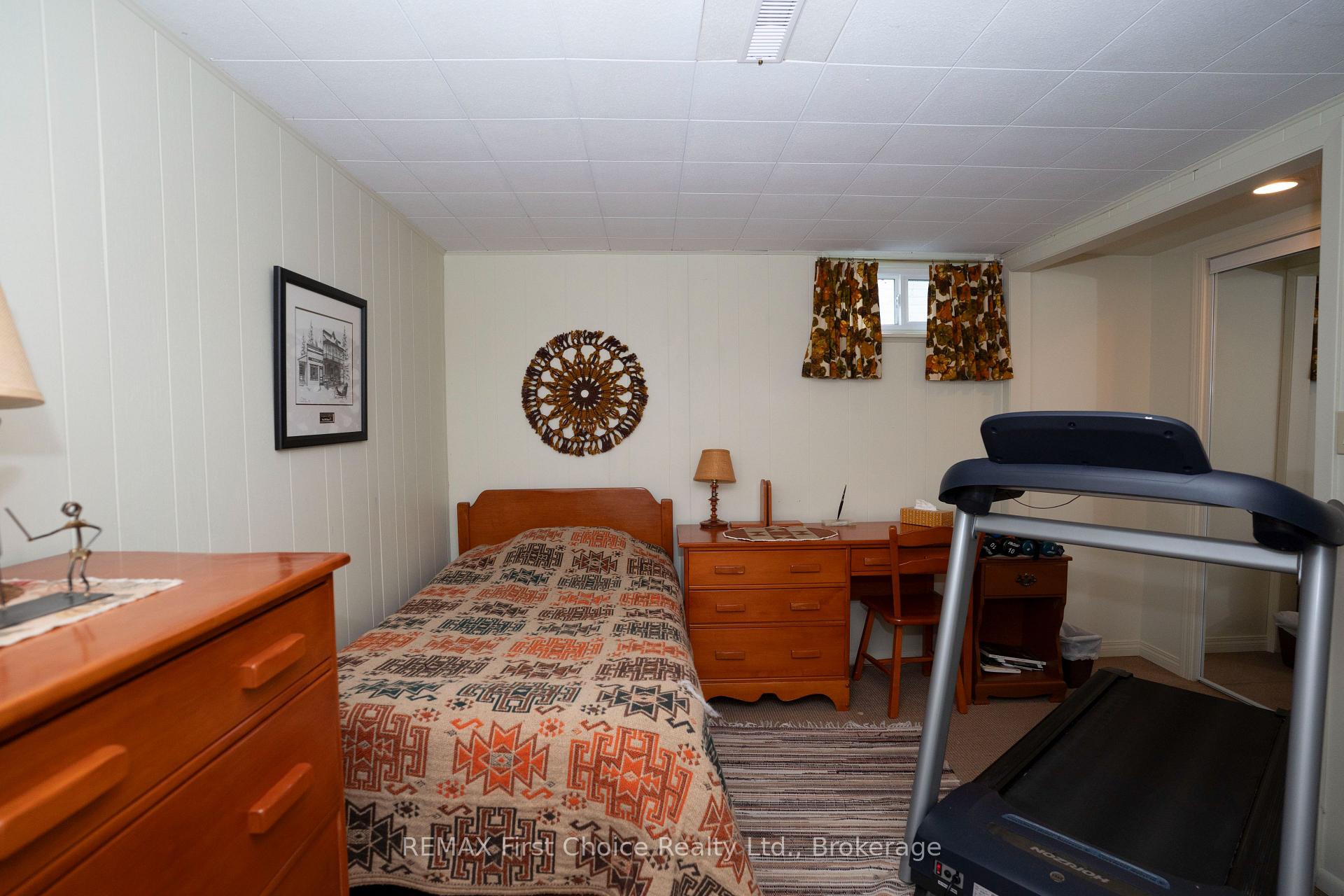 Photo 35 of 160 Whalen Street, Thunder Bay, Grandview — HOMEH