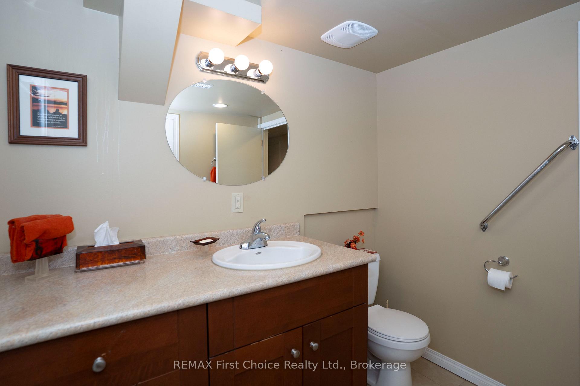 Photo 38 of 160 Whalen Street, Thunder Bay, Grandview — HOMEH