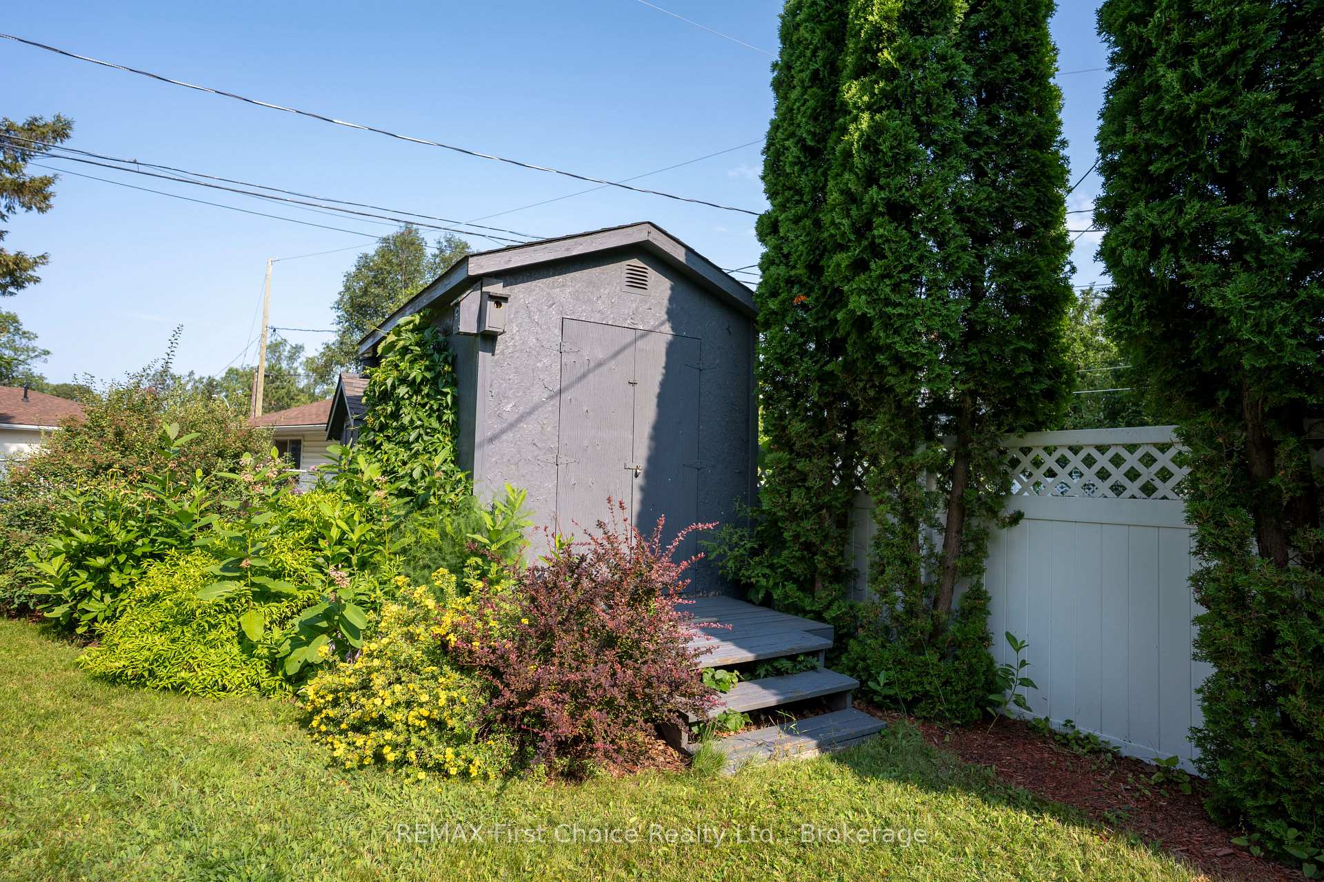 Photo 49 of 160 Whalen Street, Thunder Bay, Grandview — HOMEH