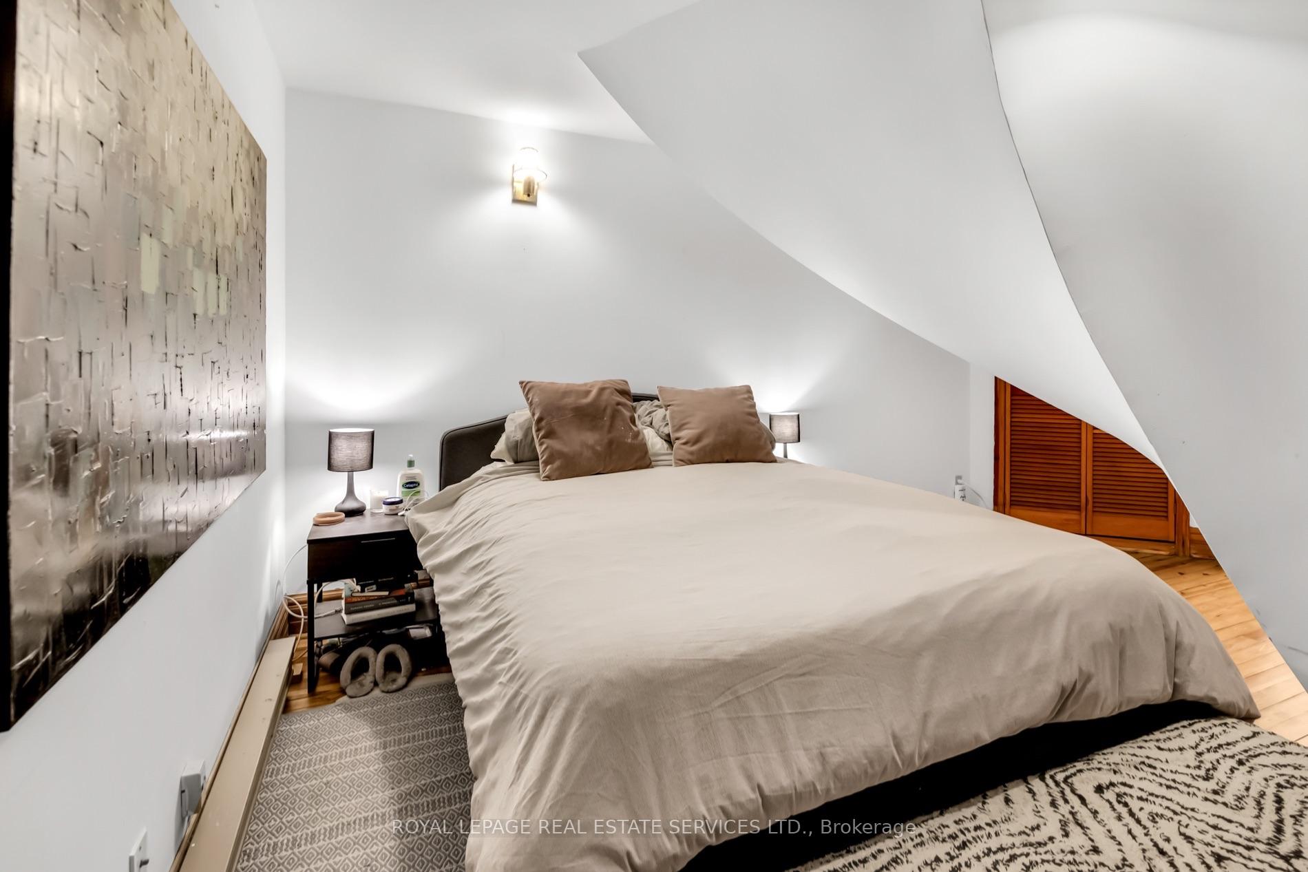 Photo 10 of Unit Main, 71 Bernard Avenue, Toronto, The Annex — HOMEH