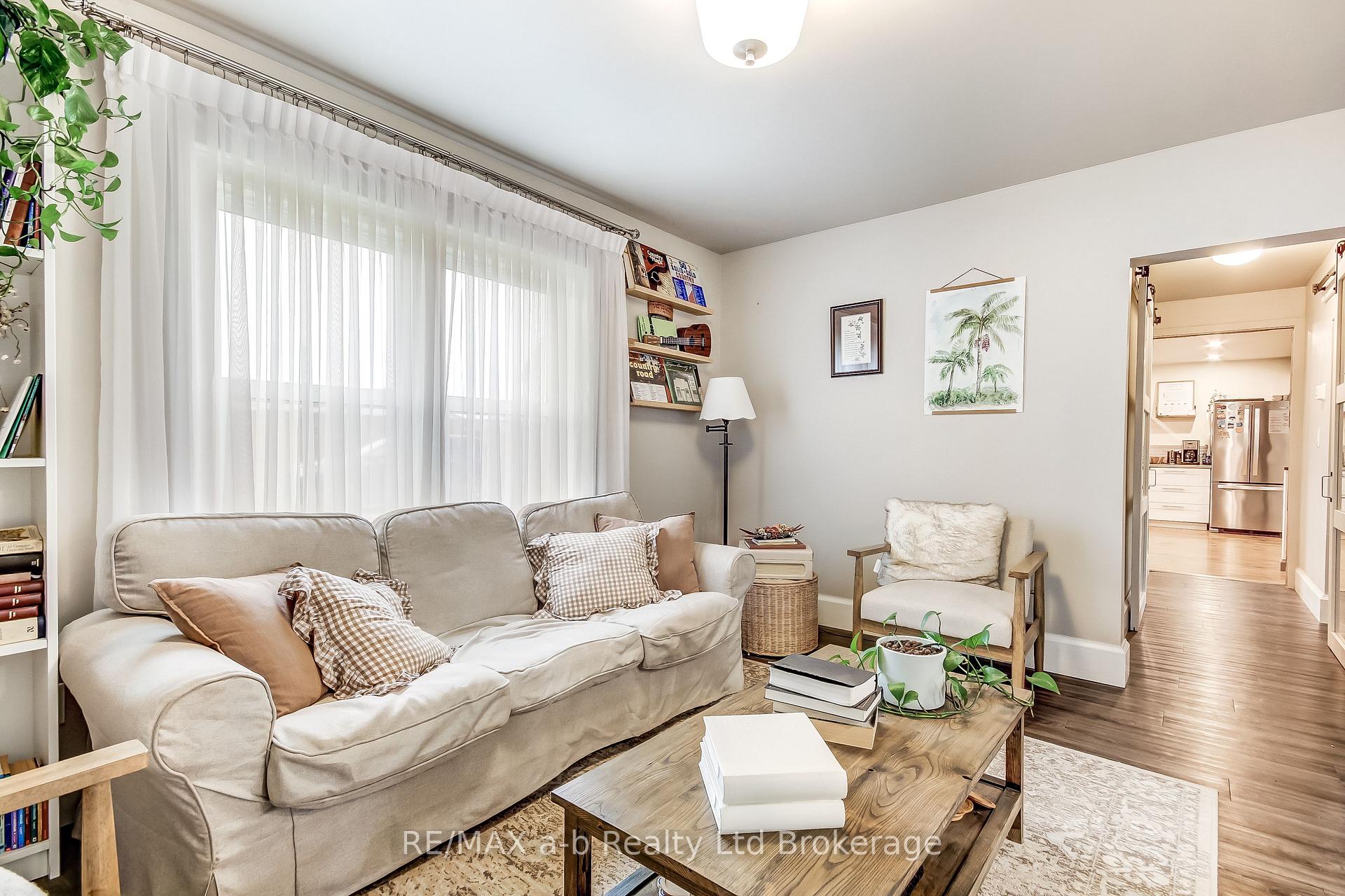 Photo 7 of 2237 Pinegrove Road, Norfolk, Pine Grove — HOMEH