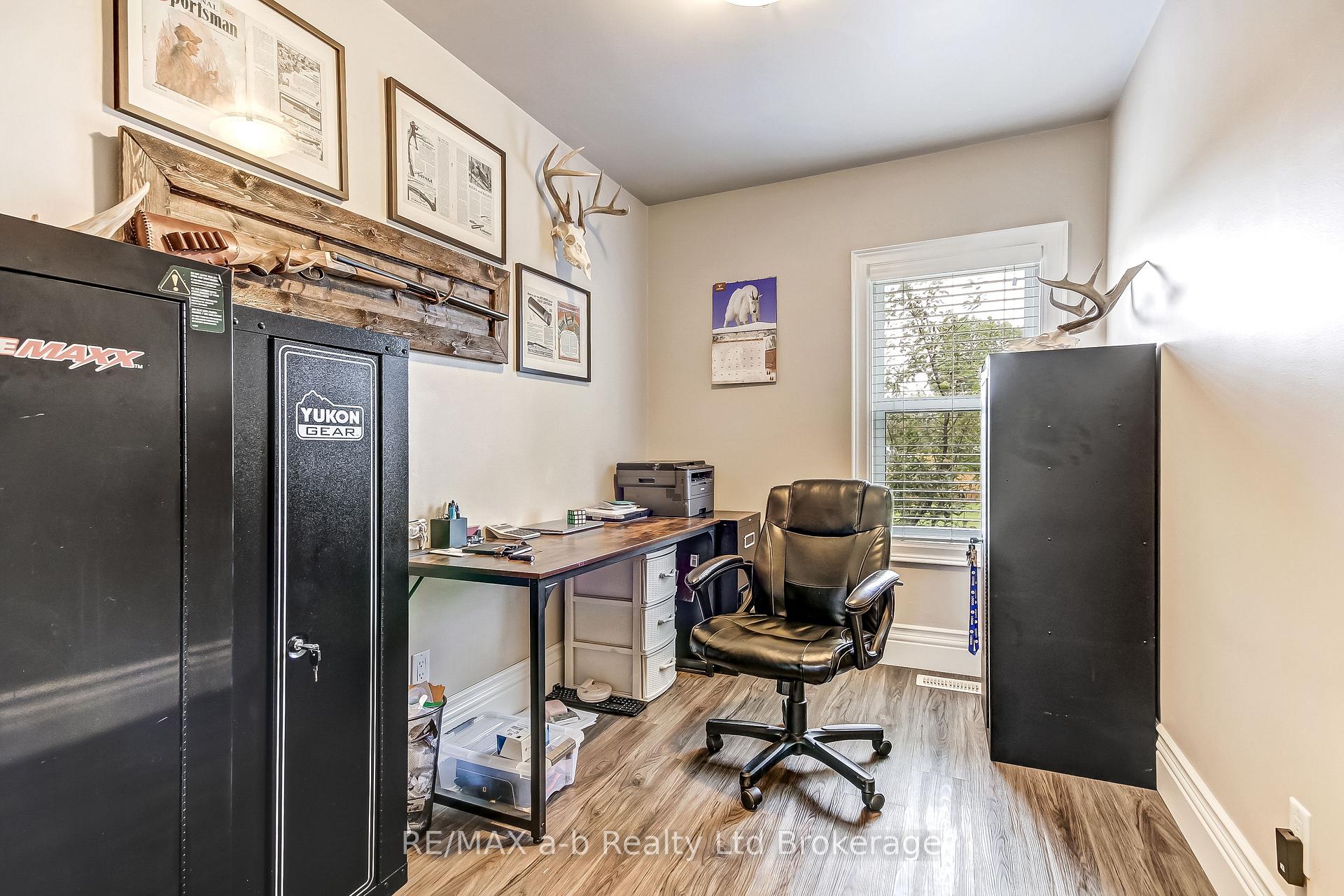 Photo 13 of 2237 Pinegrove Road, Norfolk, Pine Grove — HOMEH