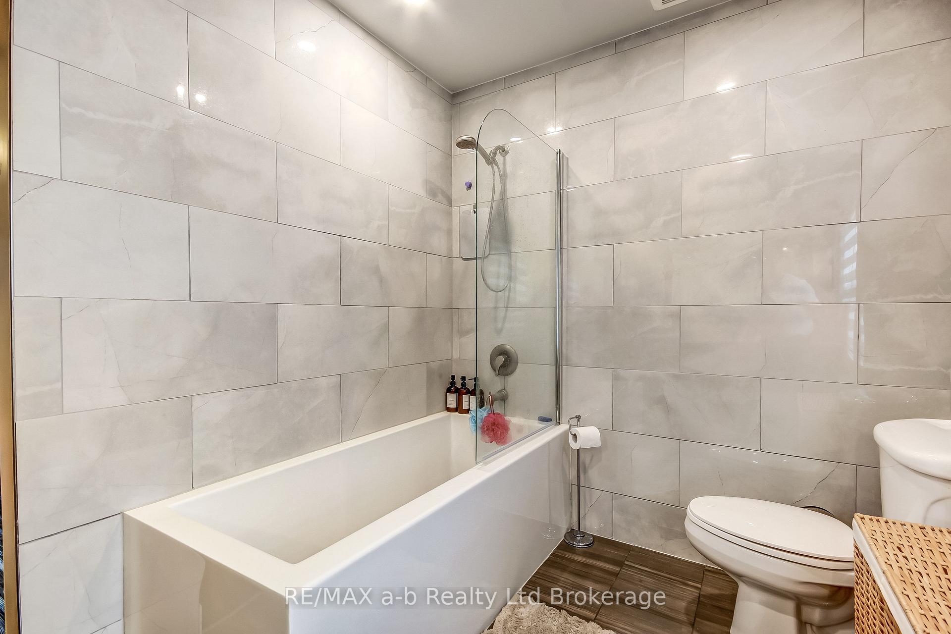 Photo 15 of 2237 Pinegrove Road, Norfolk, Pine Grove — HOMEH
