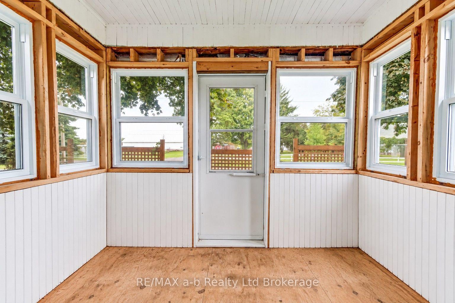 Photo 16 of 2237 Pinegrove Road, Norfolk, Pine Grove — HOMEH