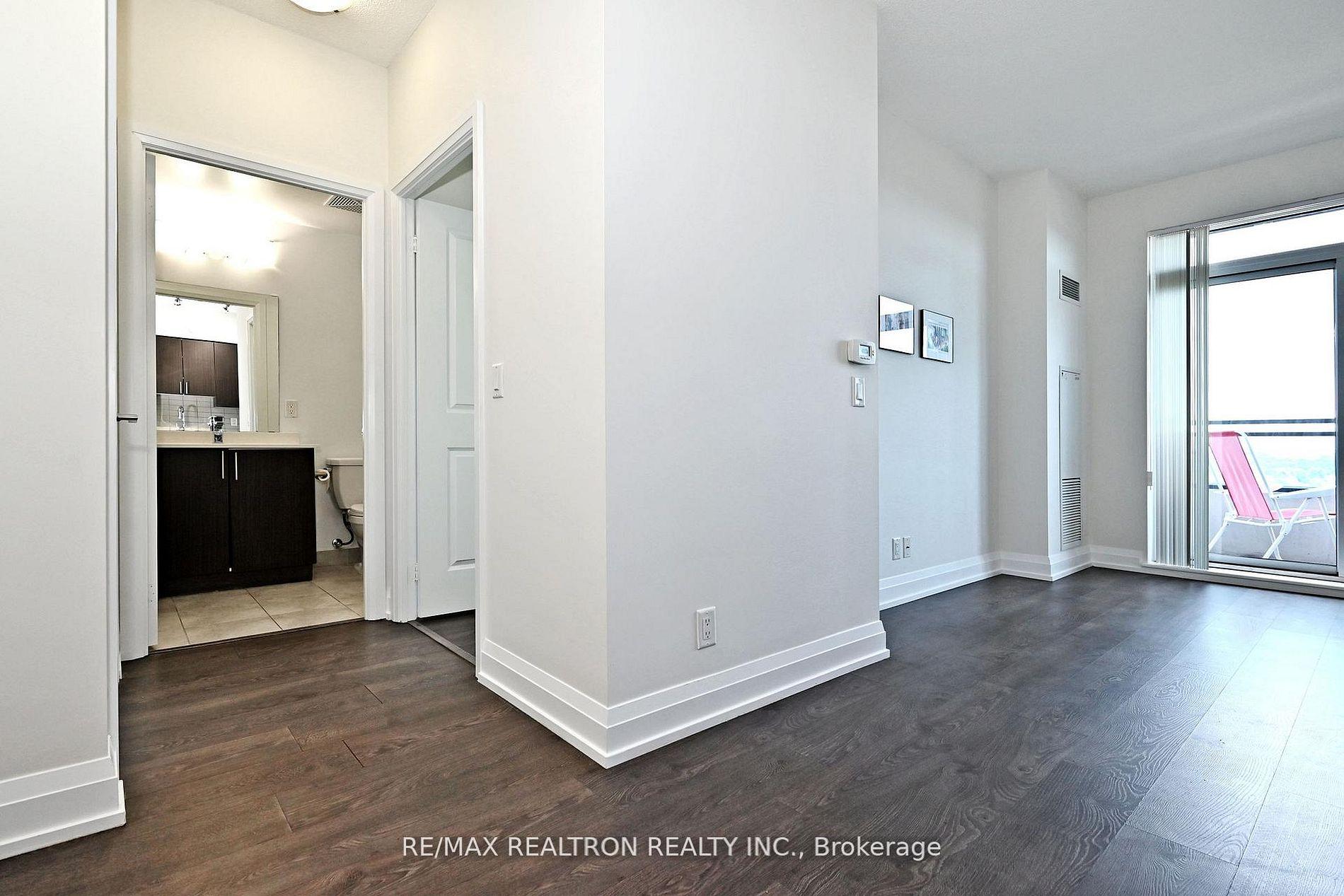 Photo 10 of Unit 1122, 7900 Bathurst Street, Vaughan, Beverley Glen — HOMEH
