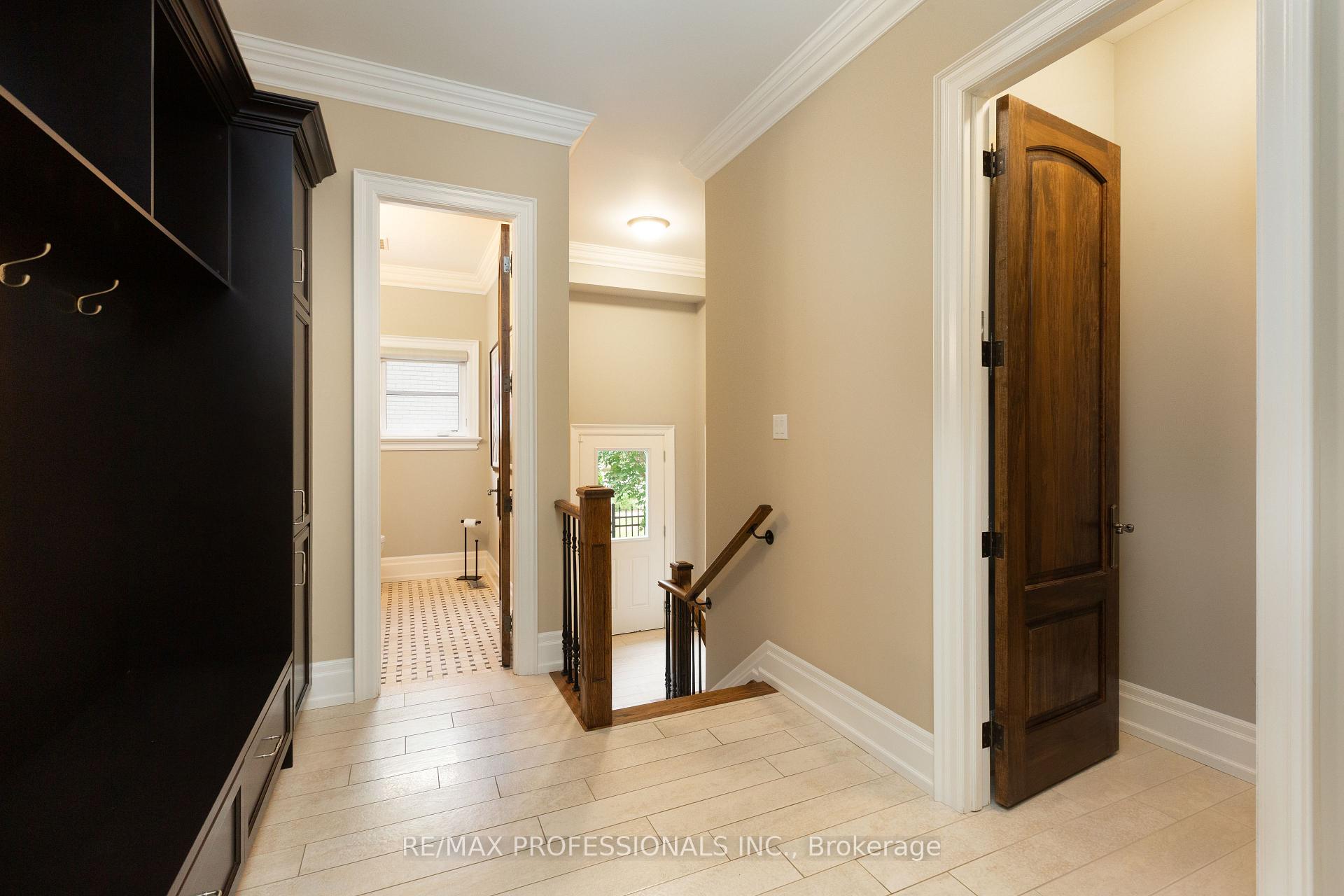 Photo 19 of 191 Edenbridge Drive, Etobicoke, Edenbridge-Humber Valley — HOMEH