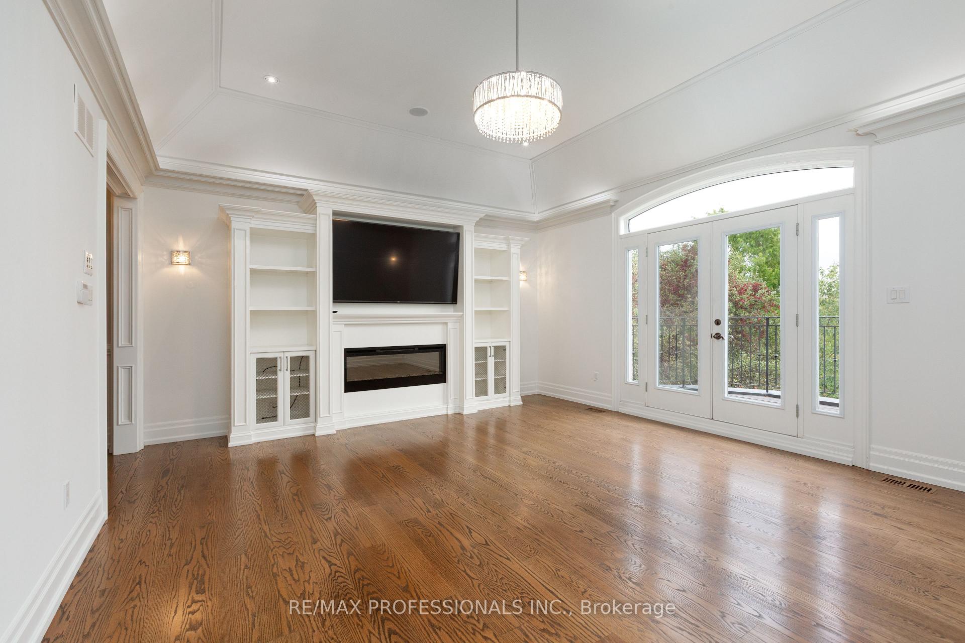 Photo 23 of 191 Edenbridge Drive, Etobicoke, Edenbridge-Humber Valley — HOMEH