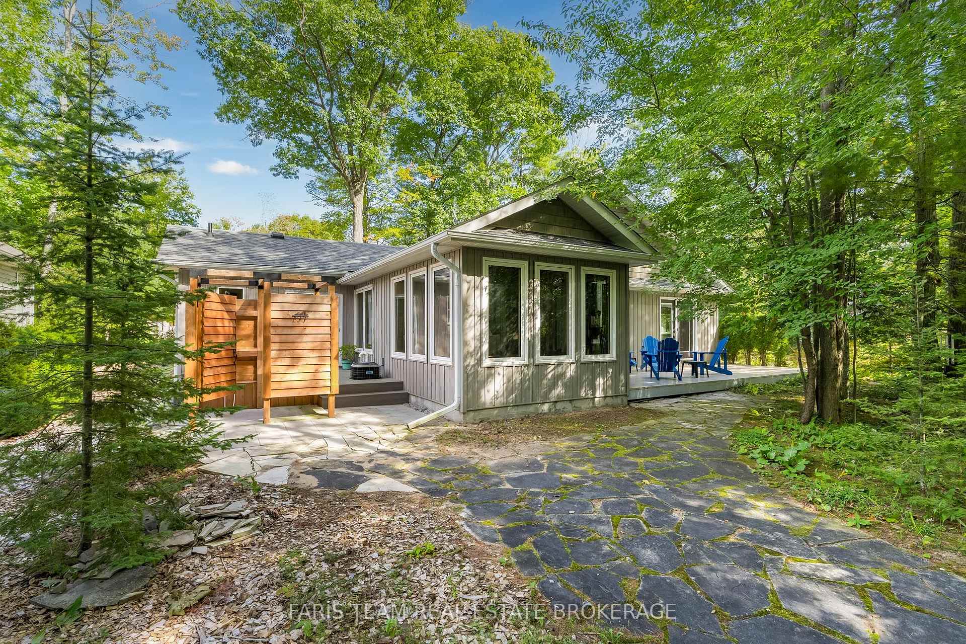 Photo 29 of 15 Rosemary Road, Tiny, Rural Tiny — HOMEH