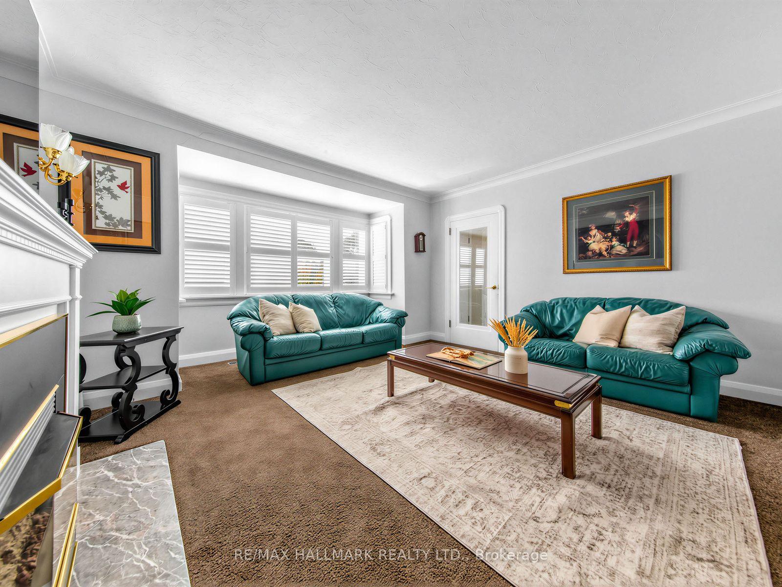 Photo 4 of 224 O' Connor Drive, Toronto, East York — HOMEH