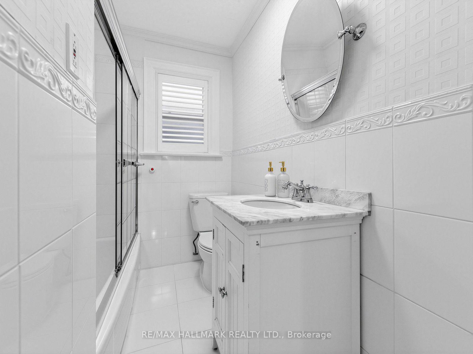 Photo 22 of 224 O' Connor Drive, Toronto, East York — HOMEH